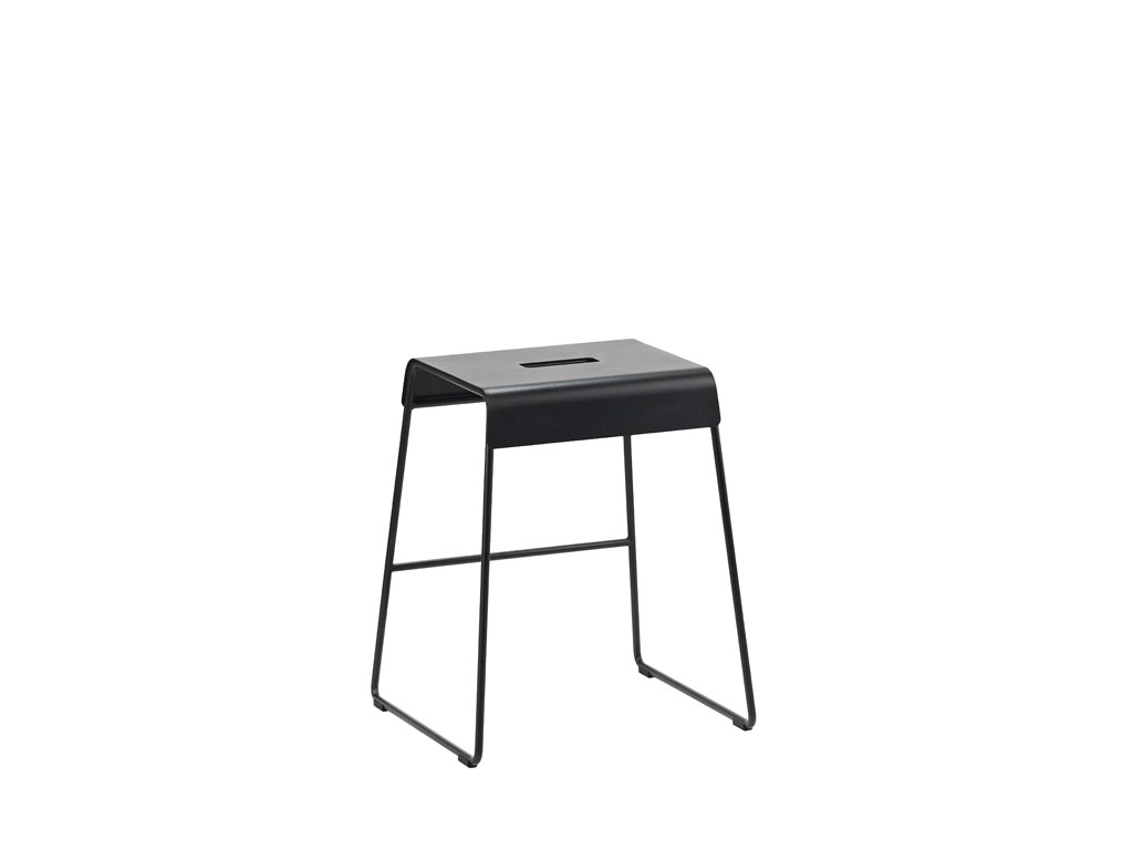 Kovová stolička A-Stool Outdoor Soft Black 45 cm (nosnost 110 kg)